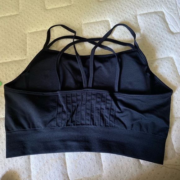 BNWT F21 Crop Tank /Sportsbra - Picture 2 of 4